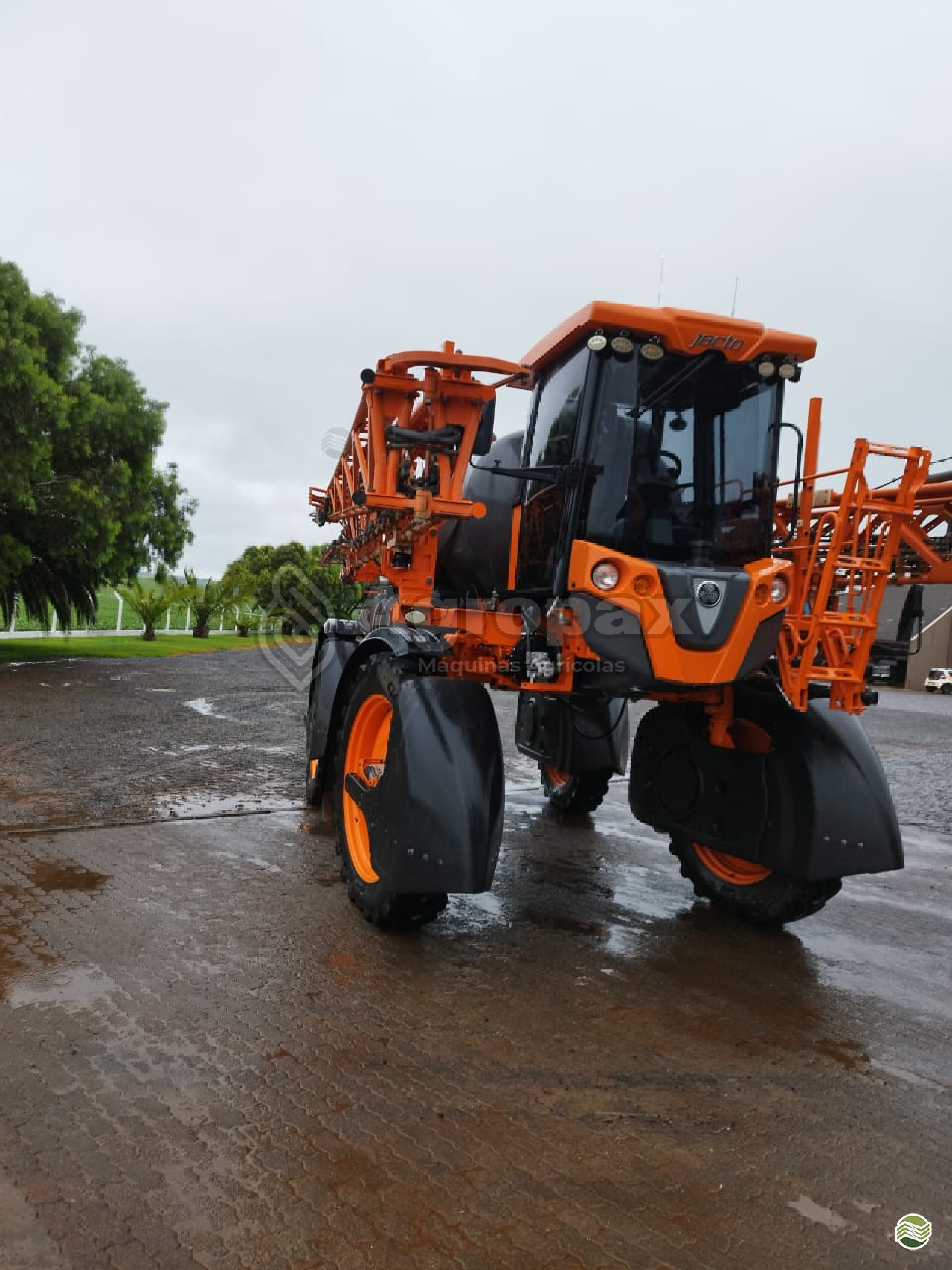 PULVERIZADOR JACTO UNIPORT 3030 Agropax Máquinas Agrícolas TIBAGI PARANÁ PR